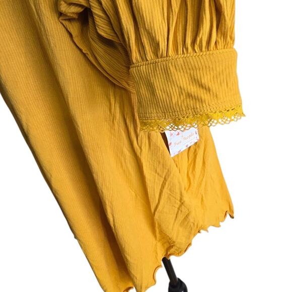 Free People Top - Picture 5 of 12